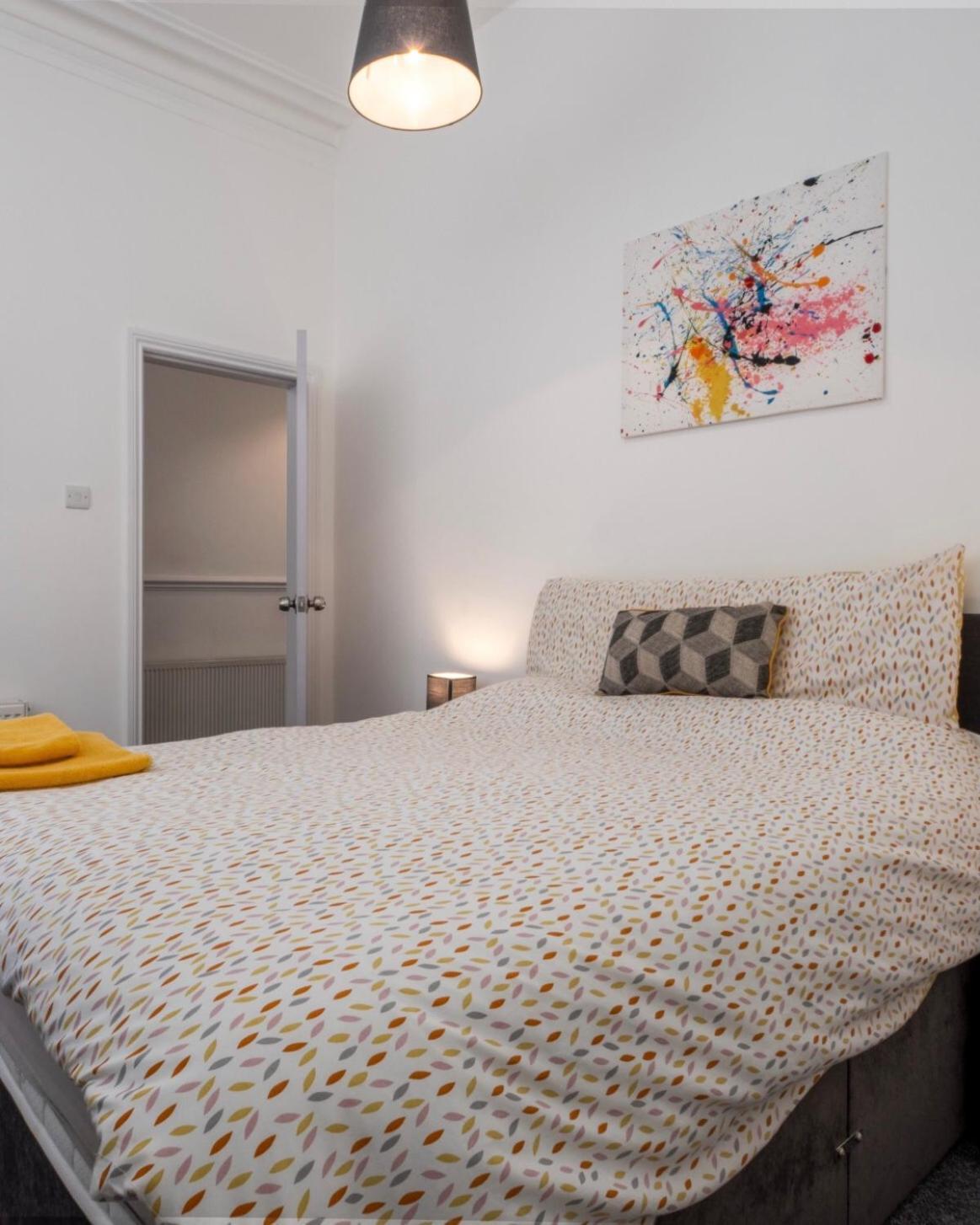Apex Living Ne - Beachville House 4 Beds Free Parking 선덜랜드 외부 사진