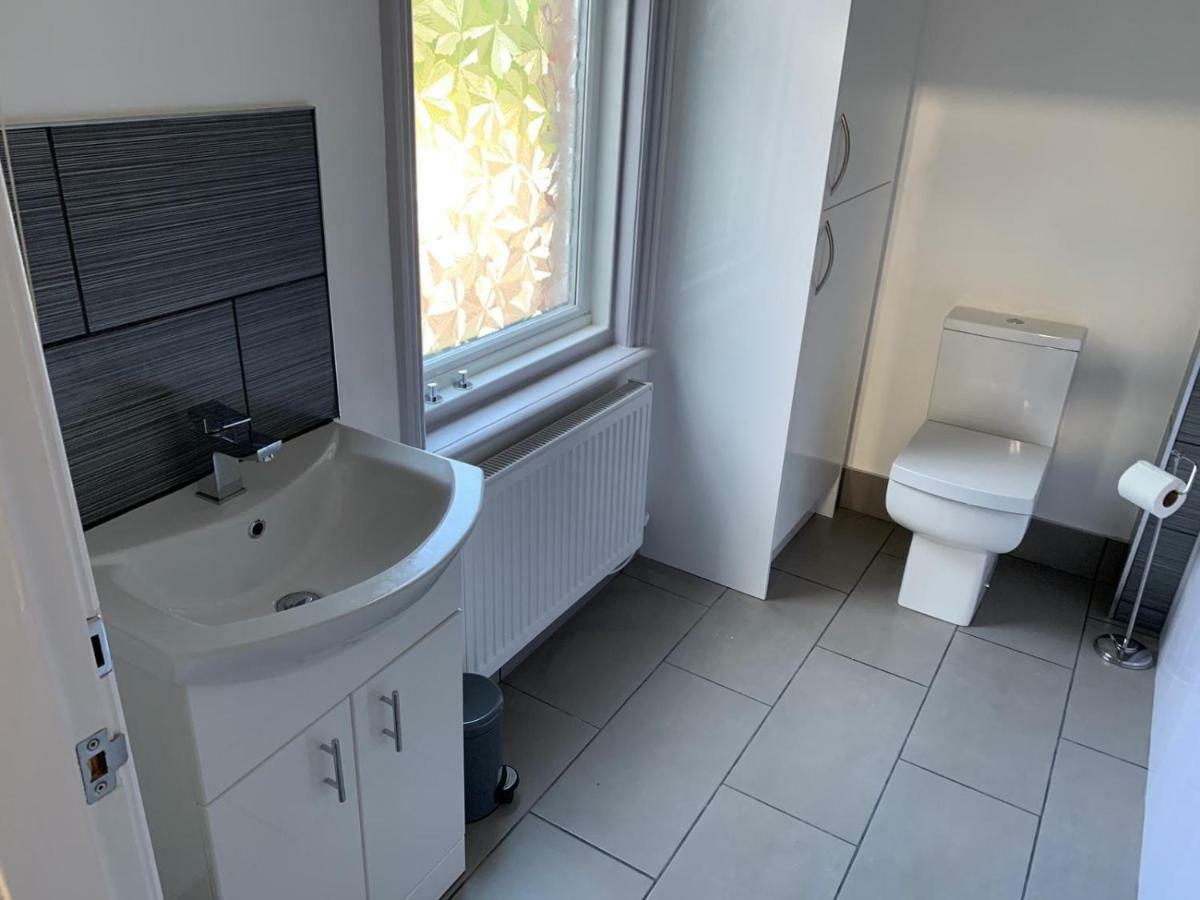 Apex Living Ne - Beachville House 4 Beds Free Parking 선덜랜드 외부 사진